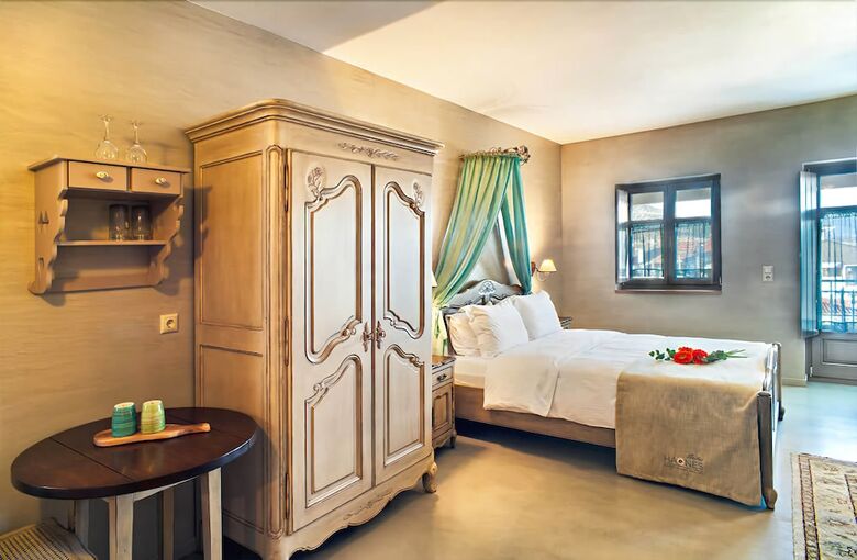 Hotel Haones Suites