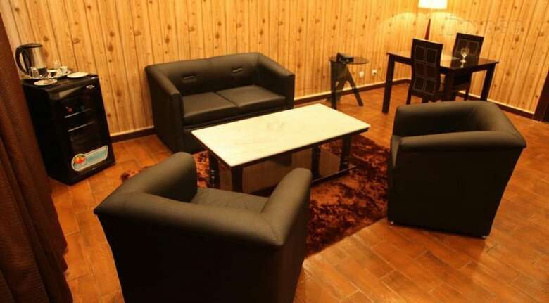 Hotel Emir