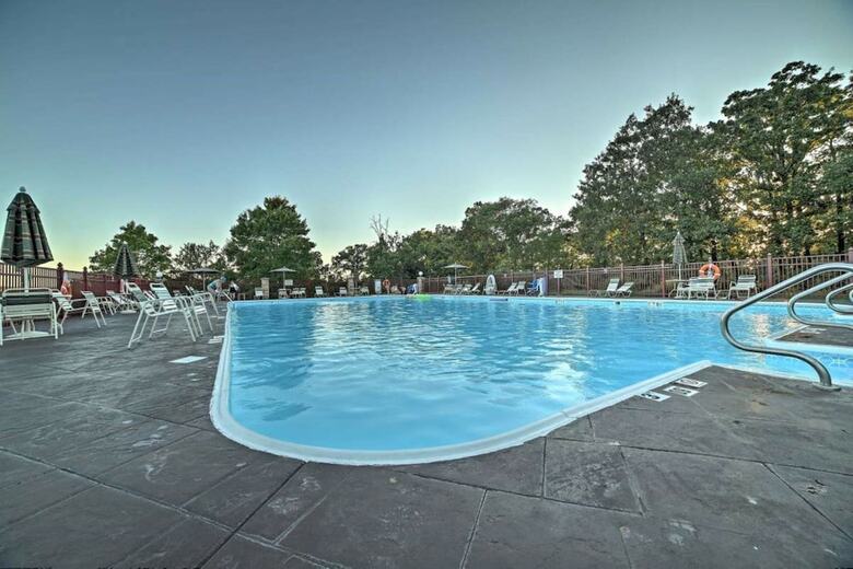 King Condo At Holiday Hills