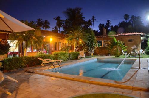 Hostal Pousada Chales Dos Encantos