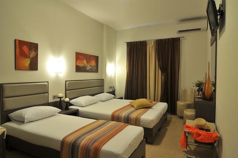 Hotel Epavlis
