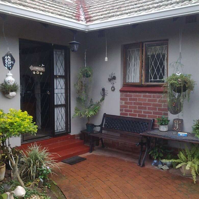 Jean Lee Bed & Breakfast