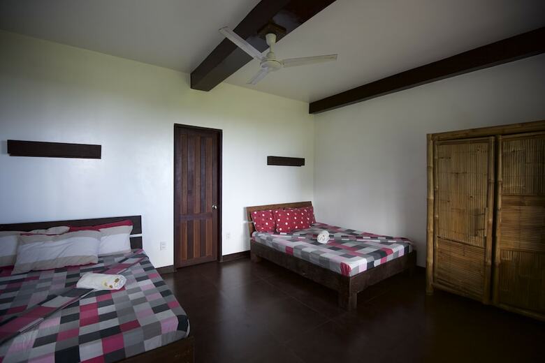 Hotel Siargao Inn Beach Resort