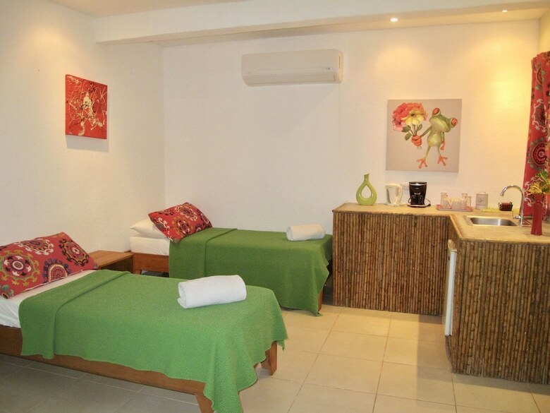Casa Mapache B&B
