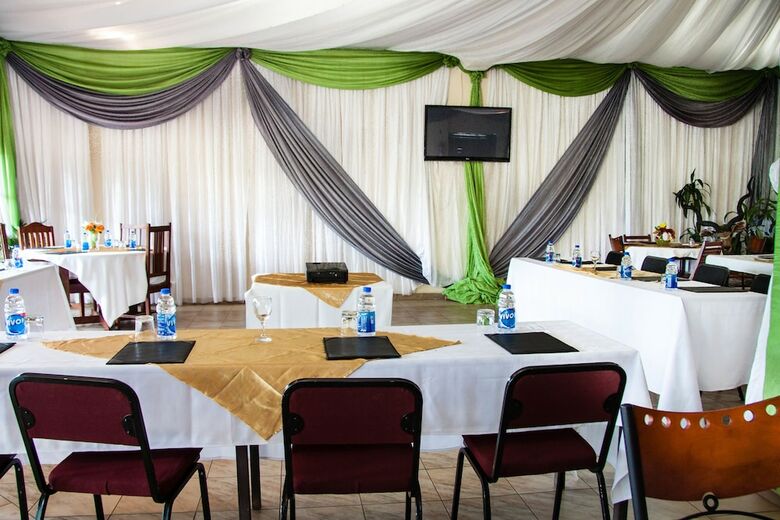 Hotel Glen Lodge & Tours