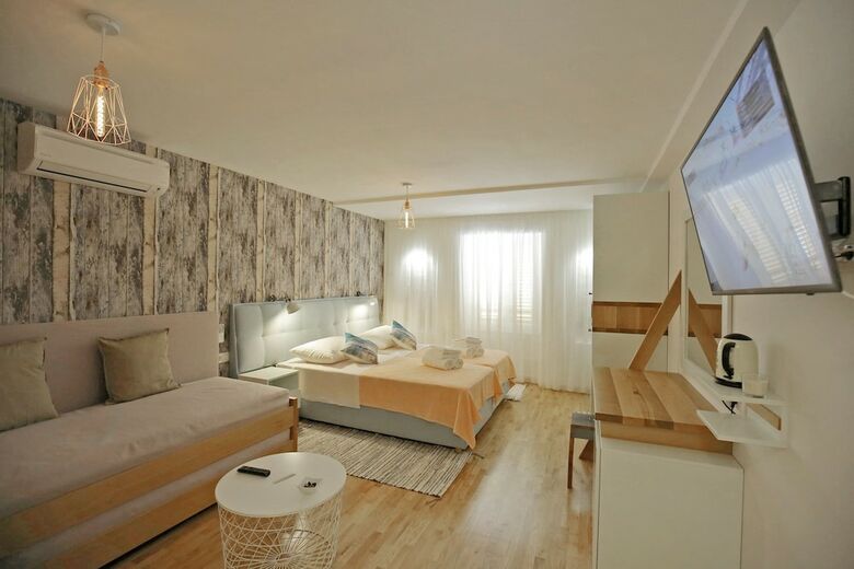 Aparthotel Central Apartments - Integrated Hotel