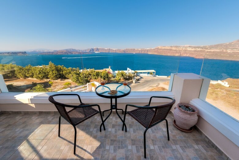 Aparthotel Akrotiri Apartments