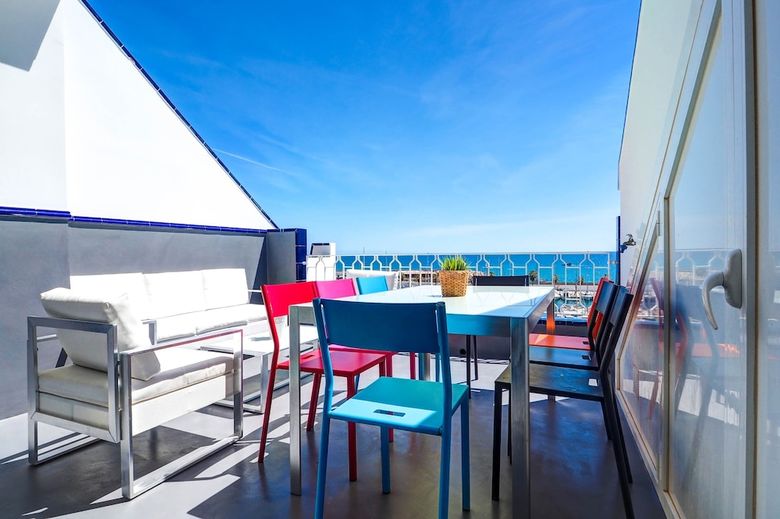 Apartamentos The Moonlight Sea View