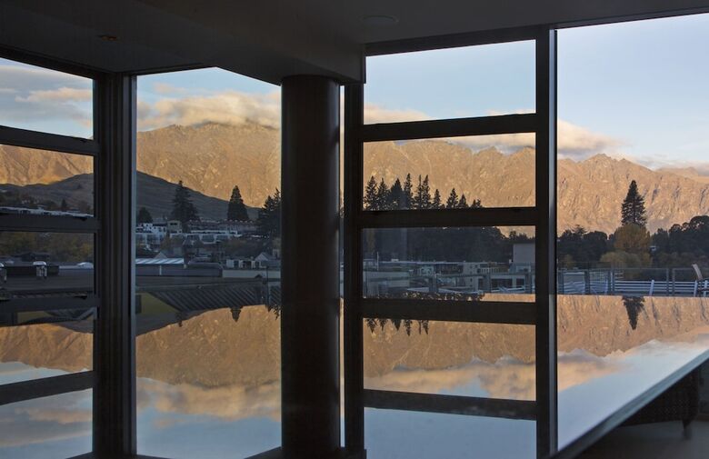 53 Shotover Apartment 302