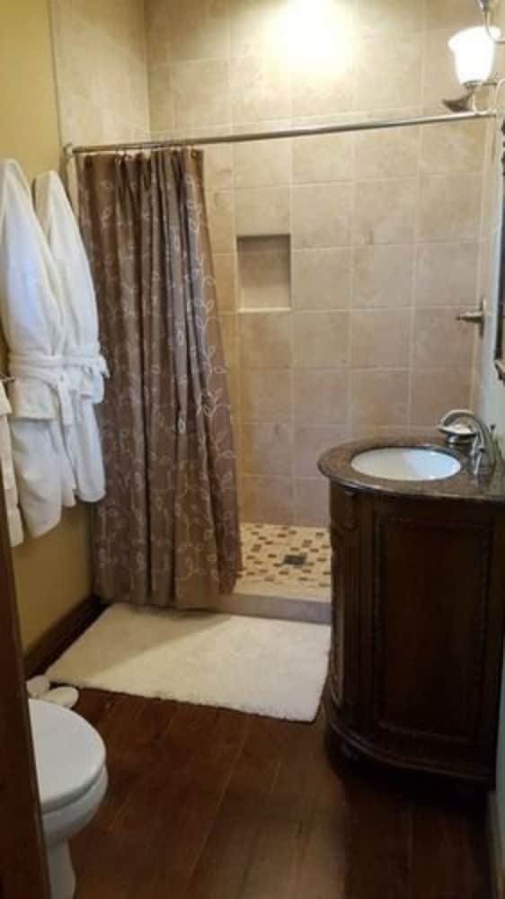 Diplomat Bed And Breakfast
