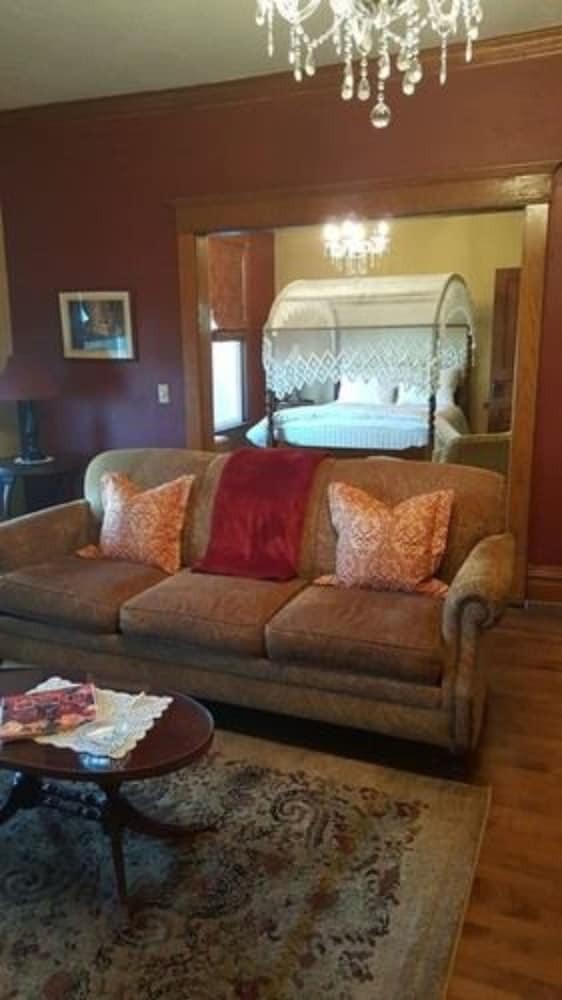 Diplomat Bed And Breakfast