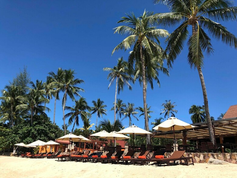 Apartamento Kanok Buri Resort & Spa