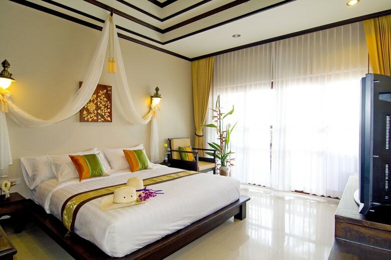 Apartamento Kanok Buri Resort & Spa