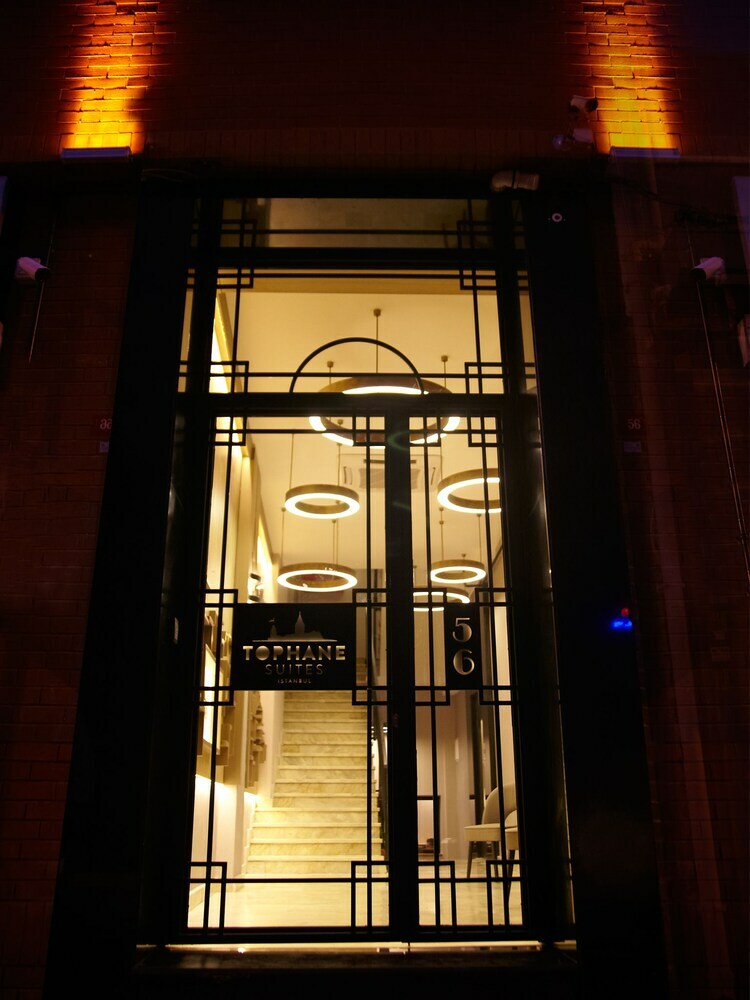 Tophane Suites