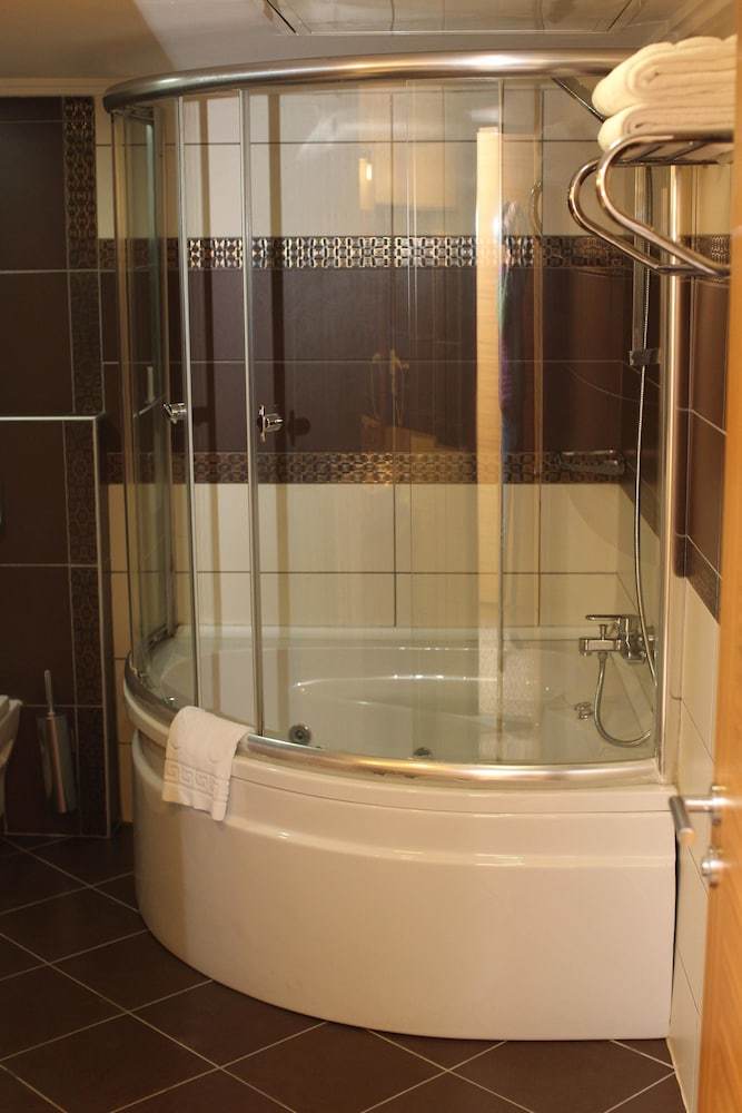 Emir Royal Hotel