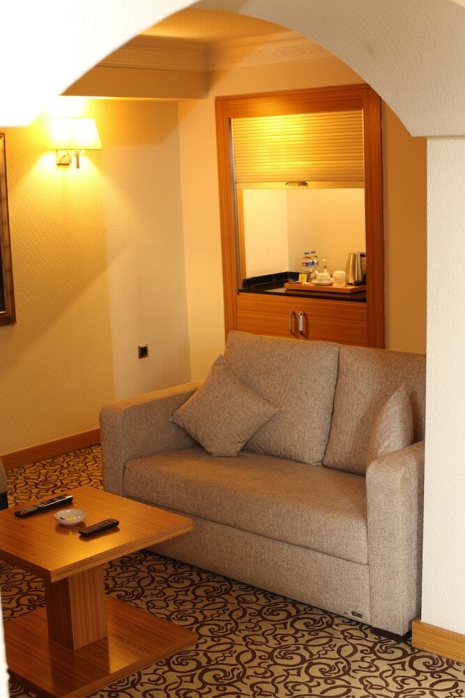 Emir Royal Hotel