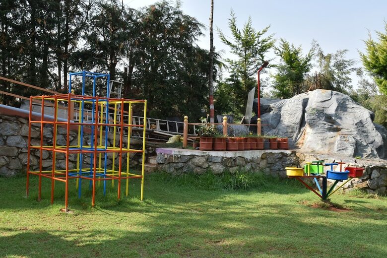 Hotel Green Nest Resort