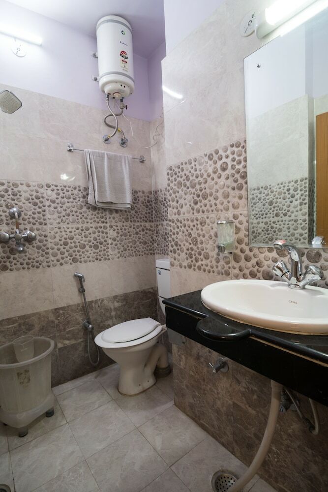 Hotel Chitrakatha