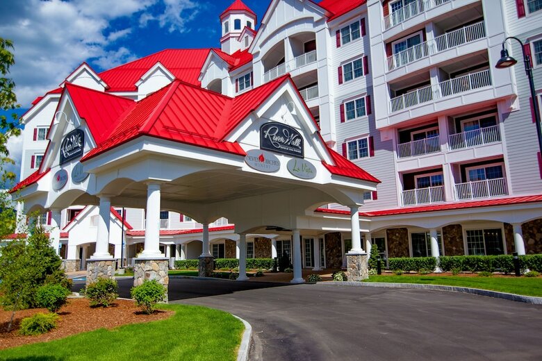 Riverwalk Resort At Loon Mountain
