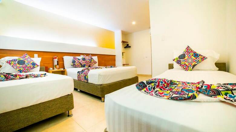 Hotel Portobahia