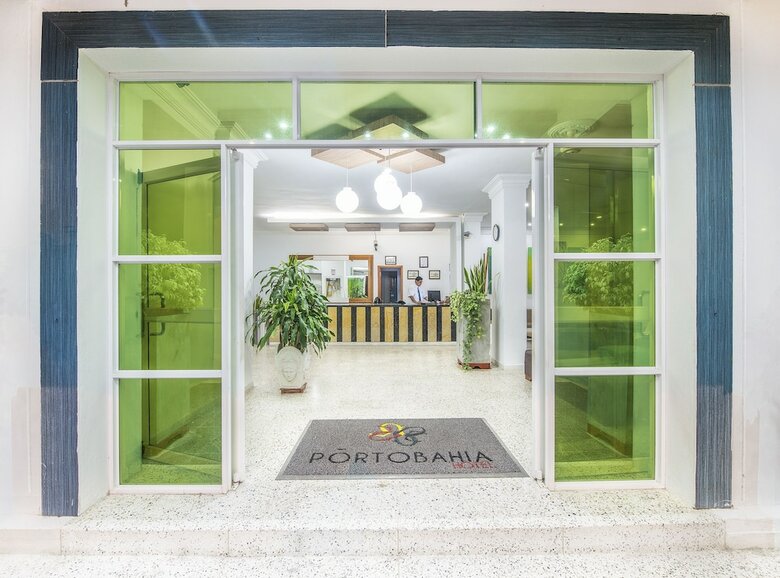 Hotel Portobahia