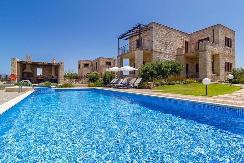 Emerald Villa