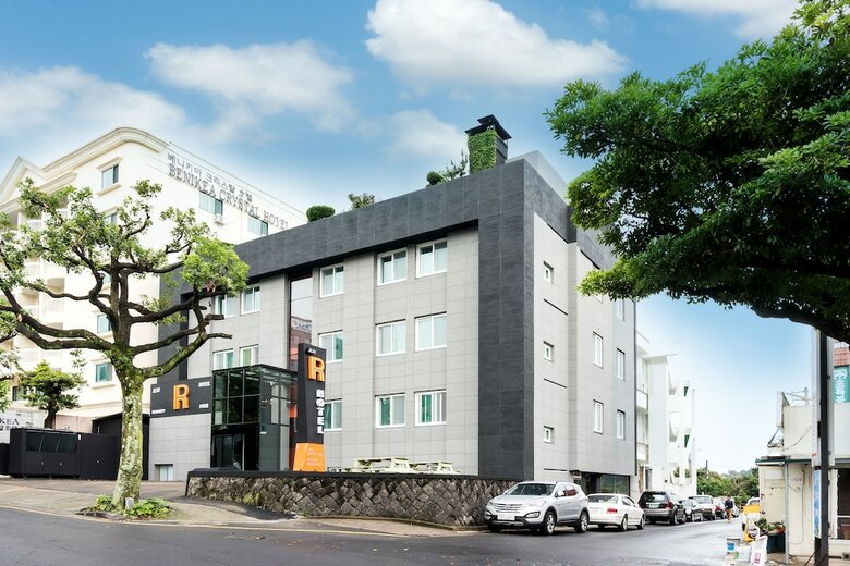 Hostal Hotel Olle Seven
