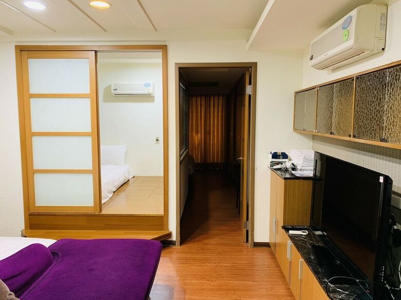 Hotel T.x Art Apartmant
