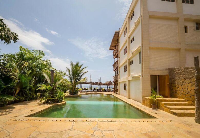 Hotel Ziwa Beach Resort
