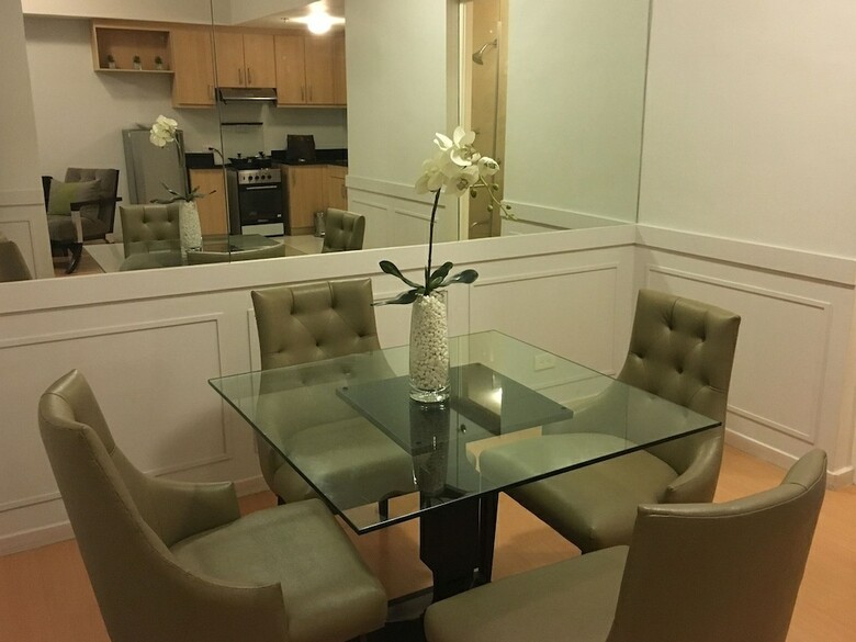 Apartamentos Avant Serviced Suites