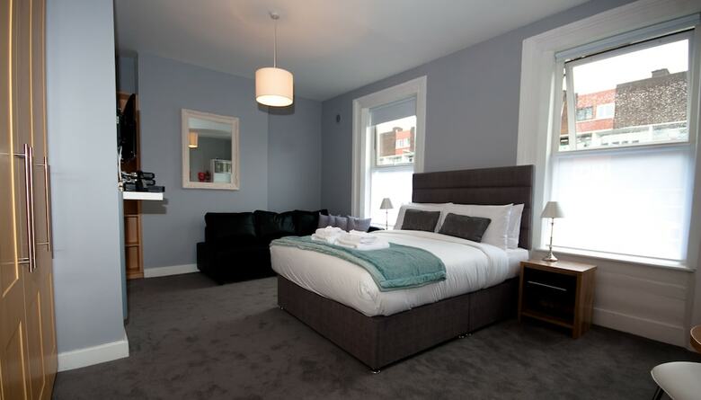 City Studios & Apartments