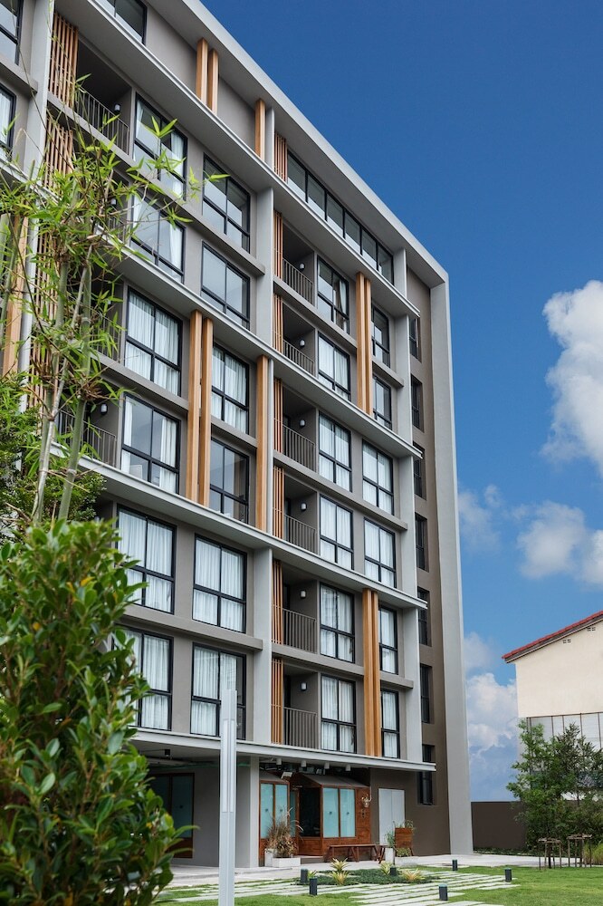 Aparthotel Madera Residence Siracha