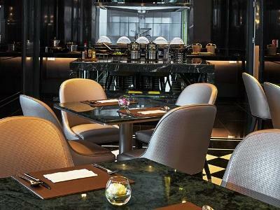 Hotel Grande Centre Point Sukhumvit 55
