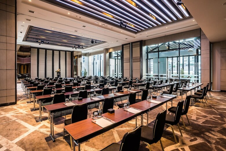 Compass Skyview Hotel Bangkok