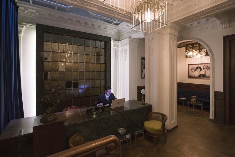 Mr Cas Hotels - Special Class