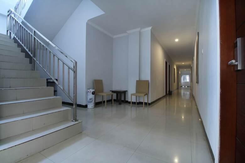 Hotel Airy Mandonga Saranani 168 Kendari