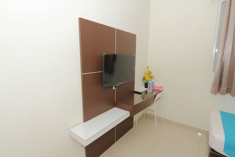 Hotel Airy Pecinan Kalikuping Utara 243 Semarang