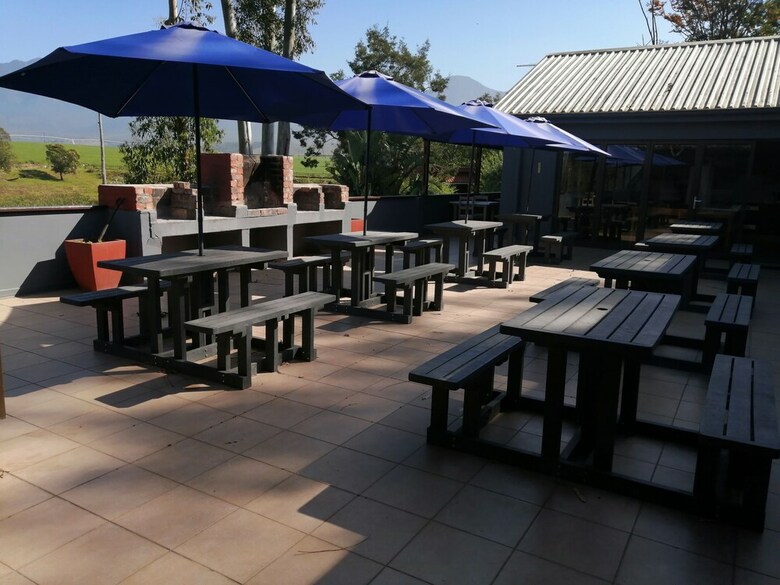 Hotel Ibis Place Guest House