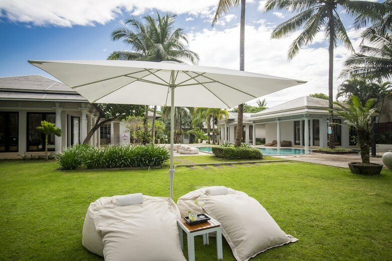 Hotel X2 Khao Lak Anda Mani Resort