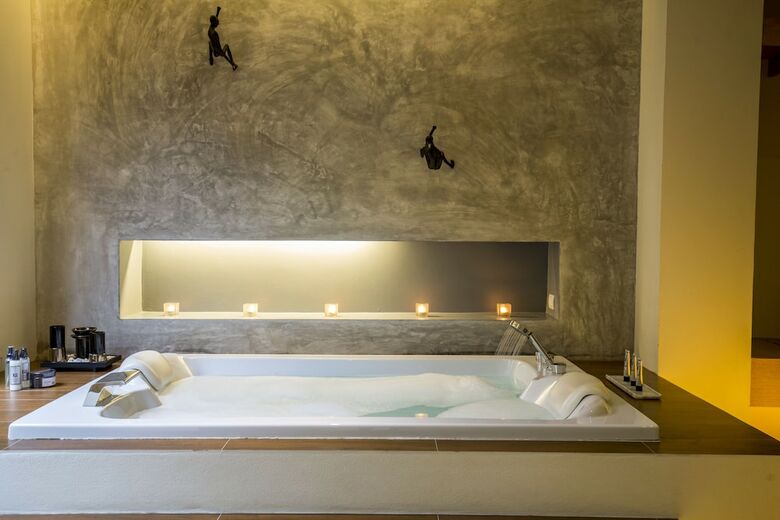 Hotel X2 Khao Lak Anda Mani Resort