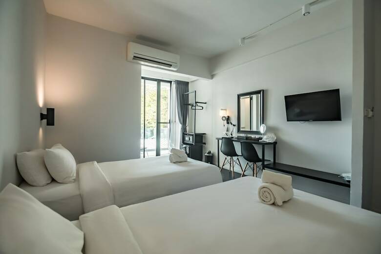 Iwualai Hotel