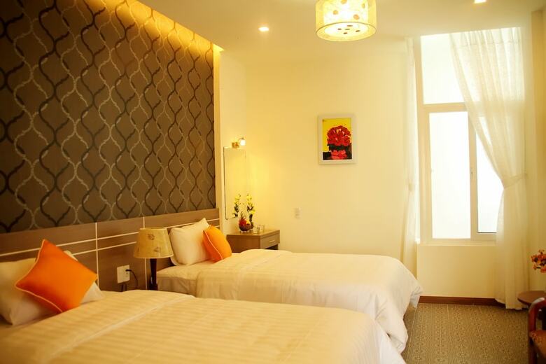 Flora Hotel Hue