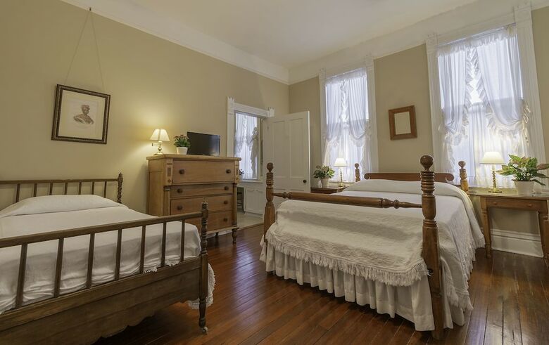 1888 Wensel House B&B