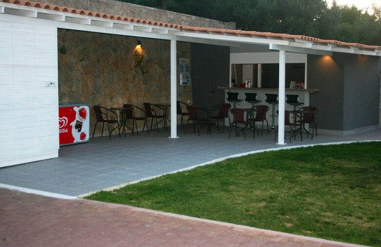 Lagoon View Apartments -adults Only