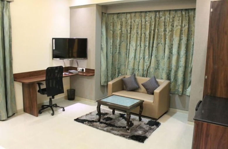 Hotel Vosiv Suites - Kalyani Nagar