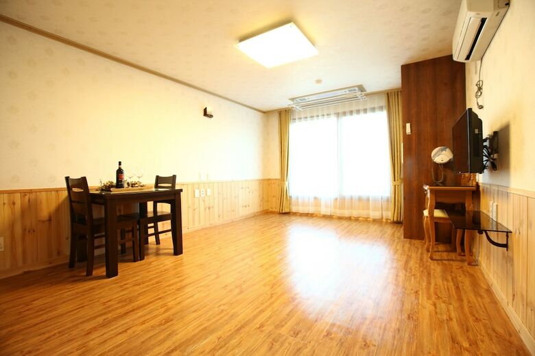 Hotel Haesung Parktel