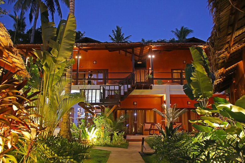 Bed & Breakfast Last Frontier Beach Resort - Adults Only