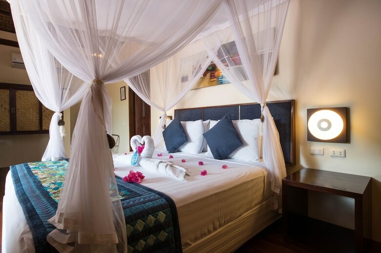 Bed & Breakfast Last Frontier Beach Resort - Adults Only