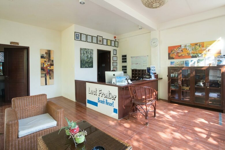 Bed & Breakfast Last Frontier Beach Resort - Adults Only
