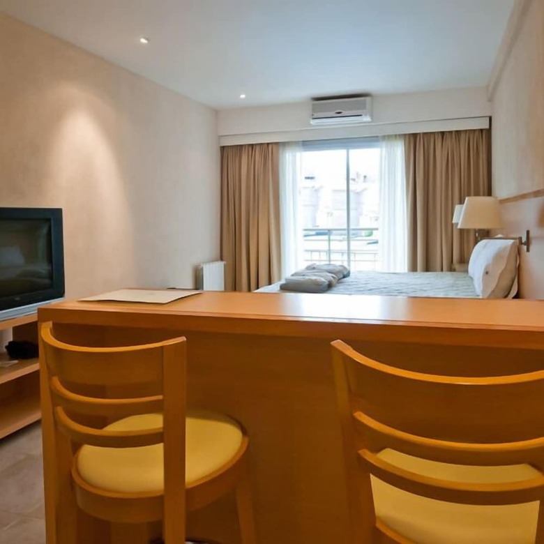 Aparthotel Alamos Del Mar